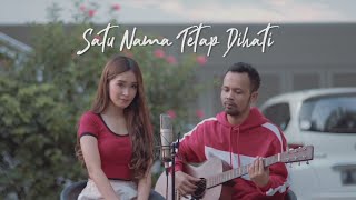 Download lagu SATU NAMA TETAP DIHATI - EYE ( Ipank Yuniar ft. Vita Terada Cover & Lirik ) mp3 Download lagu SATU NAMA TETAP DIHATI - EYE ( Ipank Yuniar ft. Vita Terada Cover & Lirik ) mp3