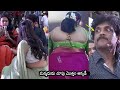 అమ్మ దొంగ Nagarjuna LOOKS Towards Anchor Manjusha And Shyamala At Jayamma Panchayath