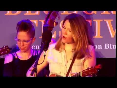 Aberdeen - Della Mae