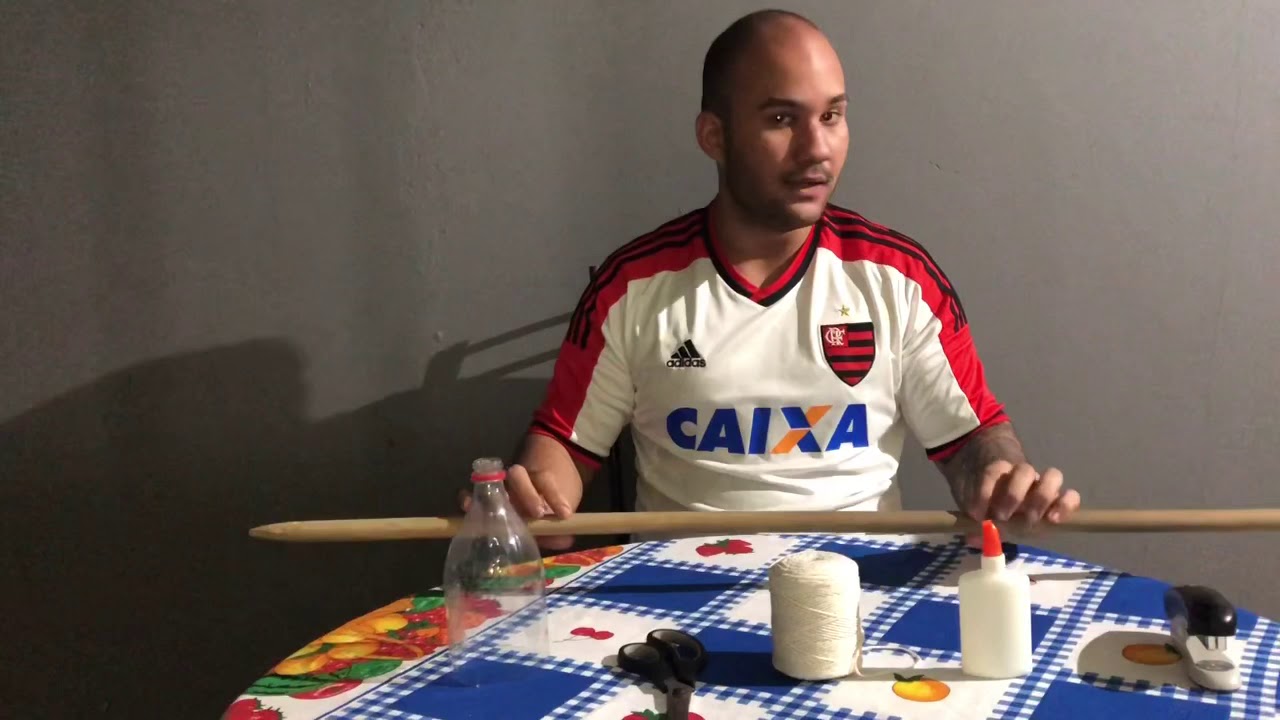 Dardo para atletismo.