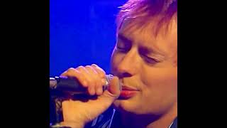 Radiohead - Nobody Does it Better live at MTv Most Wanted 1995 [HD]