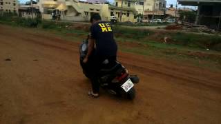 preview picture of video 'dio skidding in hubli'