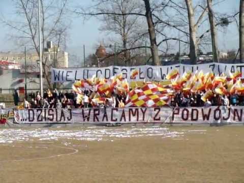 KIBICE CZUWAJU - OPRAWA "WIELU ODESZŁO, WIELU ZWĄTPIŁO"