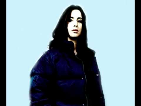 Cora E. feat Taino Tactics & Stieber Twins - Next Stop New York