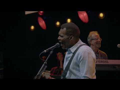 I Shiver - Robert Cray (Crossroads Eric Clapton Guitar Festival 2019)