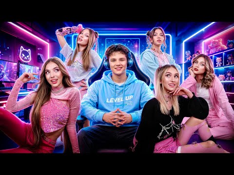I Got to Tim Tin Academy! New Girls Helps Me To Become Popular Streamer