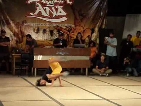 LIL G (venezuela) VS POLLO (panama) AT BOTY WATEMALA