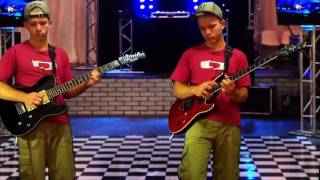 Video thumbnail for FENDER SPECIAL EDITION FMT HH vs CORT KX1Q by Ricardo Polansk S.T