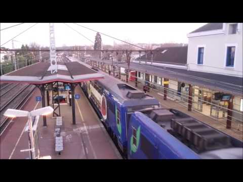 Départ d'un UM Z 20500 + Z 5600 Transilien SNCF