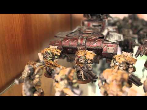 Warhammer 40k - Queasy-cam tour of the display cabinet!