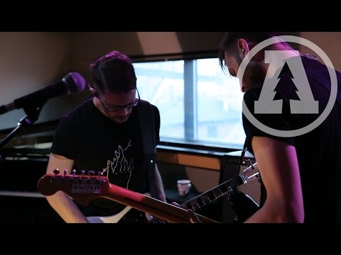 sleepmakeswaves - Something Like Avalanches | Audiotree Live