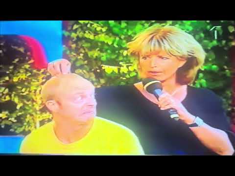 Jonas Gardell & Lill Babs på Allsång på Skansen 1997 (med det berömda ”Håll käften kärring”)