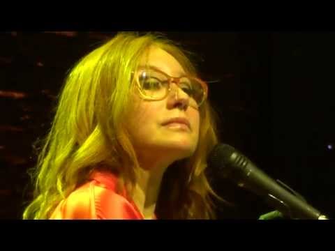 Tori Amos - Invisible Boy - Vienna 2014 FULL HD