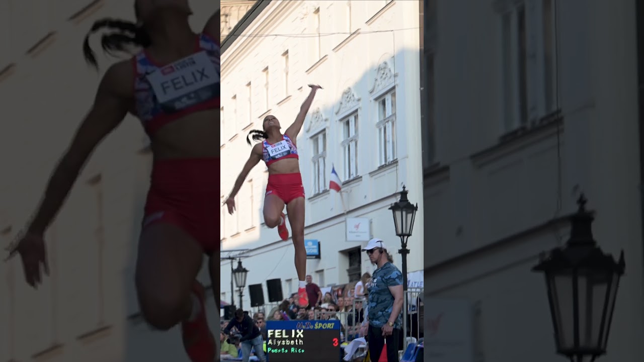 Alysbeth Félix jumps 6.58m in Slow-mo @ JBL Jump Fest longjump