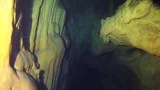 Sidemounting in da' cave man!