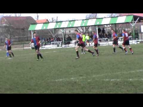 Amator   Piast, gol Schillinga