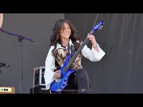 Emilia Figueroa - 2nd Place winner - 10 Under 20 Competition - Dallas International Guitar Festival