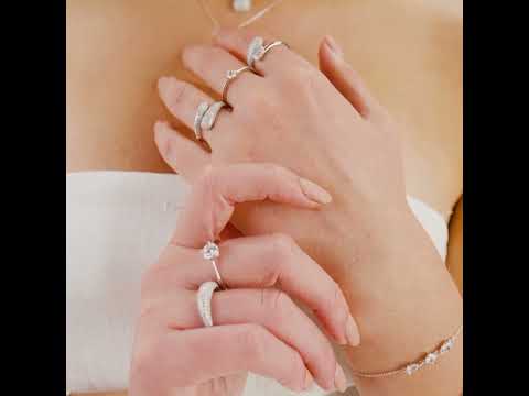 Třpytivý stříbrný přívěsek Srdce Fancy Infinite White FIW120