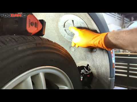 How to Change the Fog Light on a 2002+ Mini Cooper (R56/R57)