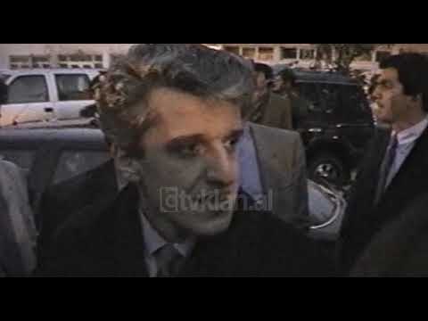 Pandeli Majko vizitë tek kosovarët (31 Mars 1999)