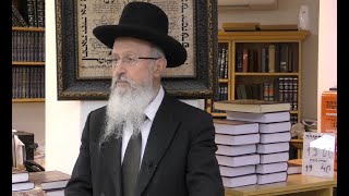 הרב הגאון אברהם יוסף שליט"א החיים והמוות ביד הלשון פרשת תזריע מצורע תשפ"ה (הערוץ של הרב אברהם יוסף) - התמונה מוצגת ישירות מתוך אתר האינטרנט יוטיוב. זכויות היוצרים בתמונה שייכות ליוצרה. קישור קרדיט למקור התוכן נמצא בתוך דף הסרטון