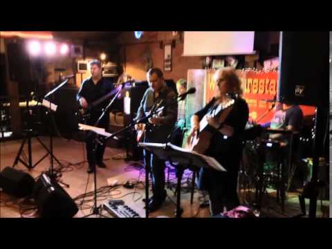 BerlinStraits - a tribute to Mark Knopfler & Dire Straits