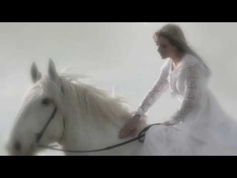 Whiter Shade of Pale - Annie Lennox
