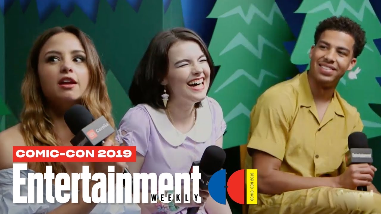 'She-Ra and the Princesses of Power' Cast Joins Us LIVE | SDCC 2019 | Entertainment Weekly