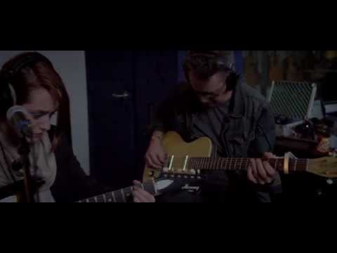 Qeaux Qeaux Joans | Golden Cage Live At The Church