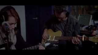 Qeaux Qeaux Joans | Golden Cage Live At The Church