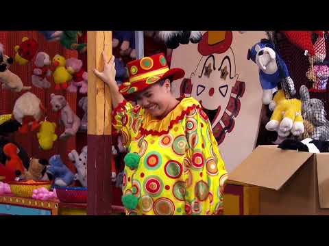 Das Fenster zum Jahrmarkt-clip2