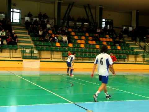 III kolejka  halówki w Lubawie Libro (czerwone stroje)  - Szkłomal