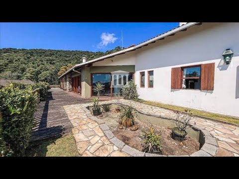 CASA À VENDA EM TERESÓPOLIS- GRANJA COMARY!