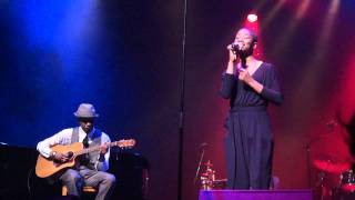Sabrina Starke- Grandma's hands in Carré voor Bill Withers 28-05-2011