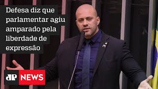 Advogados pedem a absolvição de Daniel Silveira após revogação da LSN