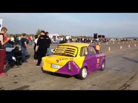 1/4 Meile Trabant Tuning lila gelb chojna 2015  gegen honda civic v-tec