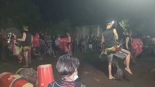 Download lagu Tarian Kuda Lumping Sekar Jaya Mandiri (SJM ) Dan Musik Music Kuda Lumping mp3