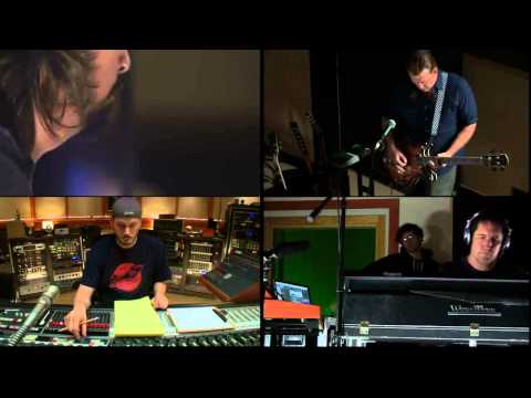 Mantra (with voice) - Dave Grohl, Josh Homme, Trent Reznor [Sound City: Real To Reel]