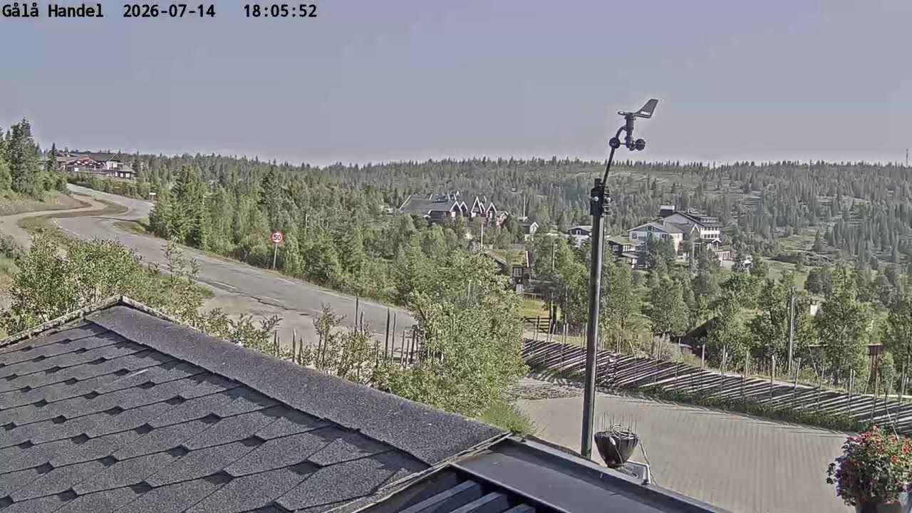 Live webcam view of Carretera del Pueblo de Gålå