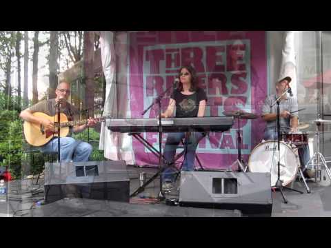 Heather Kropf & Keith Hershberger at the 2010 Pittsburgh Three Rivers Arts Festival