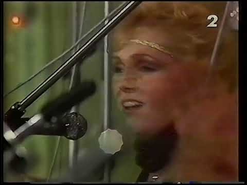 Helena Vondráčková, Jiří Korn, Bezinky - Tak nehraj dál (Don't Bring Me Down)