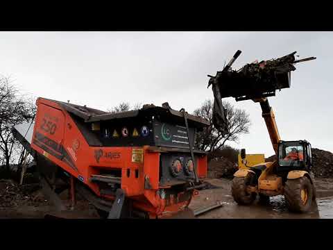 "MONSTER" ARJES IMPAKTOR 250 SHREDDER ON GENERAL WASTE NOW THIS IS AN "IMPRESSIVE PEICE OF KIT"