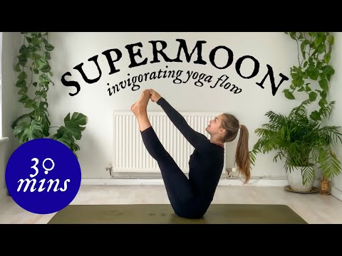 BLUE SUPER MOON 🌕 fun & invigorating yoga flow