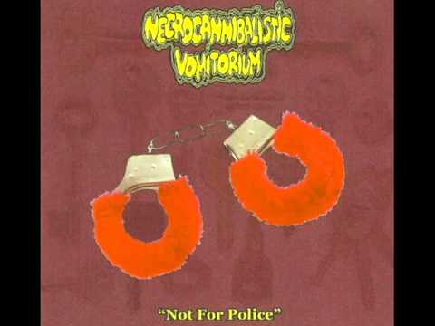 NECROCANNIBALISTIC VOMITORIUM // AGATHOCLES