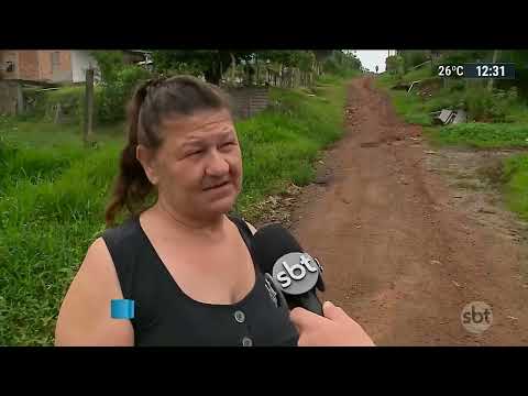 Prende o Grito: moradores de Capela de Santana convivem com buraqueira em estrada de chão