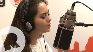 Jasmine Thompson - Passionfruit (Drake Cover) / Live & Unplugged