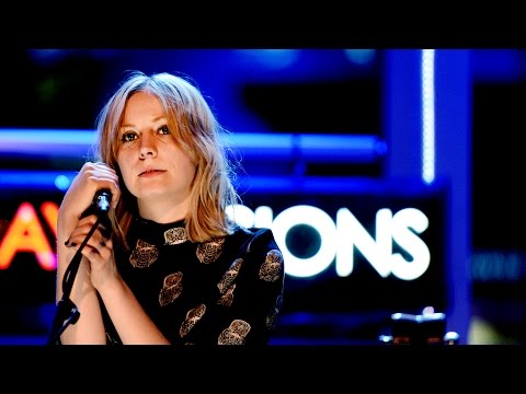 Lanterns On The Lake - Beings (The Quay Sessions)