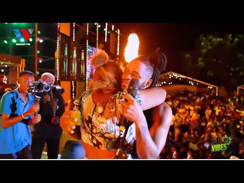 DIAMOND AKUTANA NA MWANAMKE WAKE ALIYEPOTEA MIAKA 15