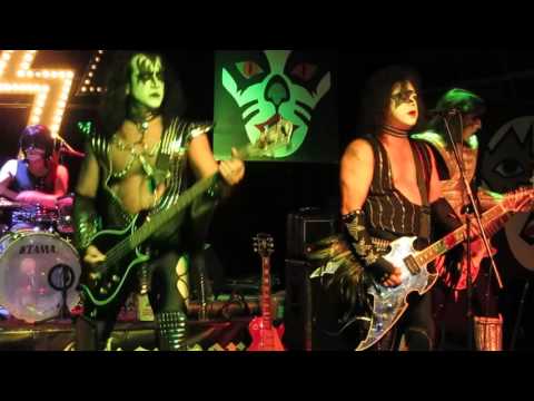 092615 KISS Alive! NYC: Love Gun