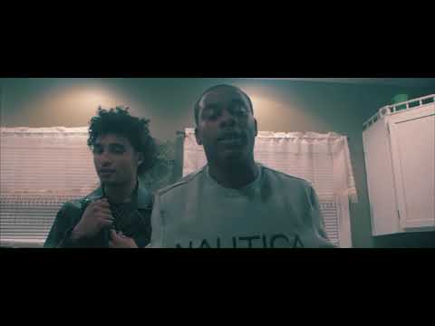 Lil Deebo x Tyreckdagoat - "Applesauce"